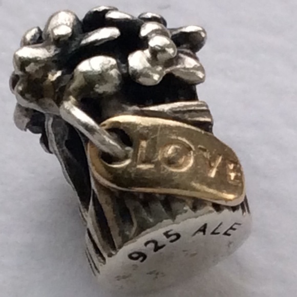 Pandora tow tone flower bouquet charm - Picture 4 of 4